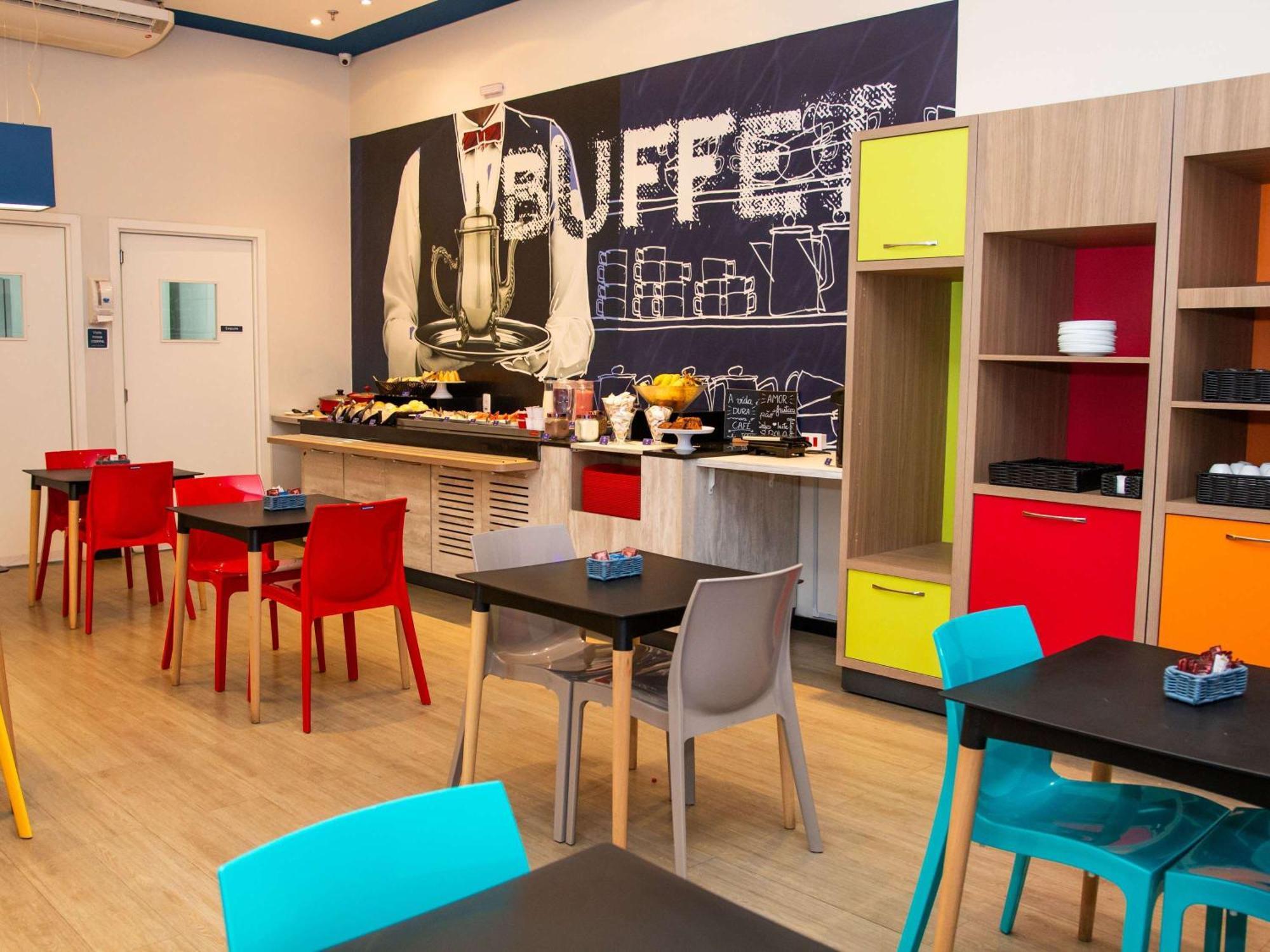 Ibis Budget Itaperuna Zewnętrze zdjęcie
