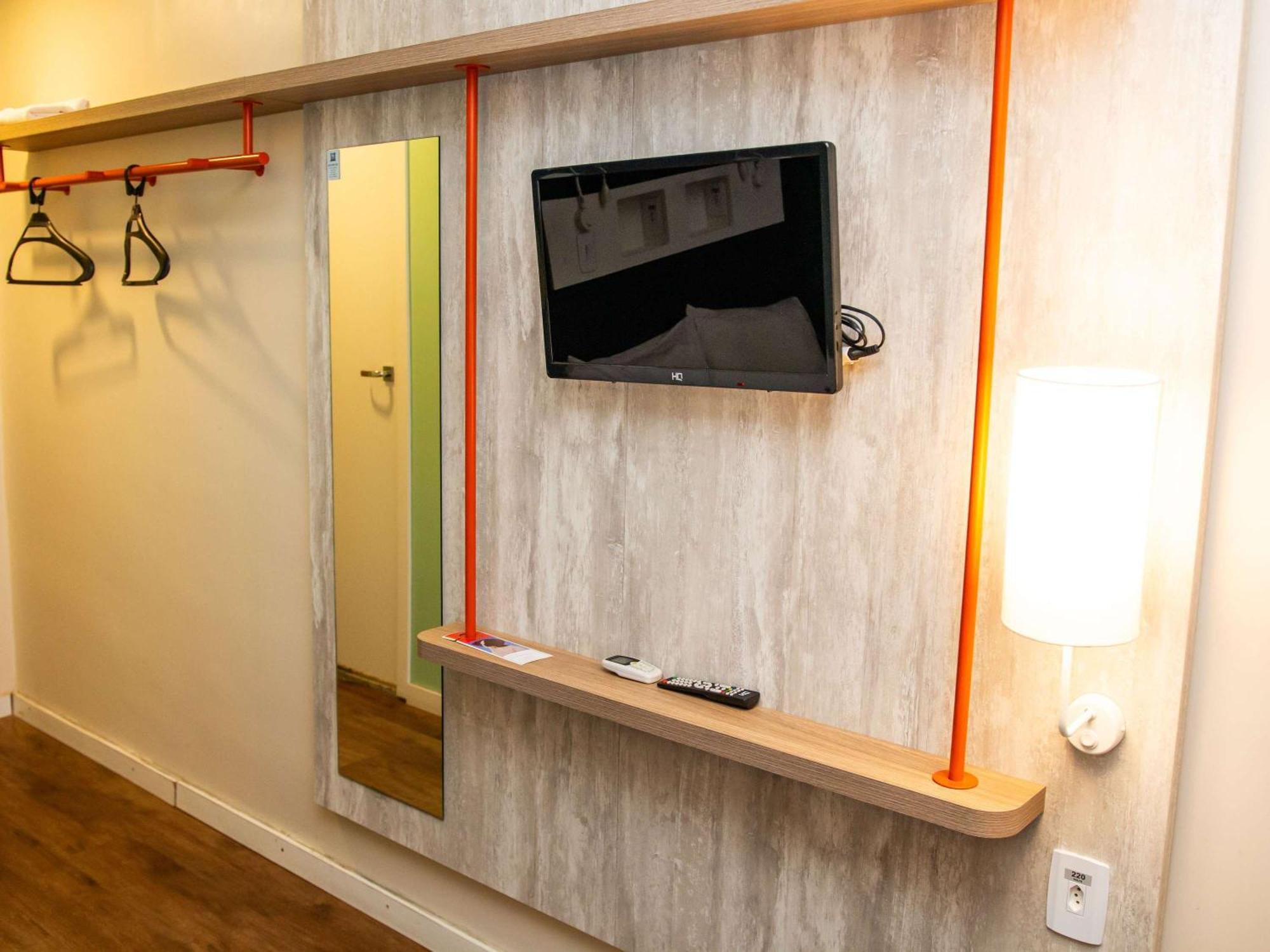 Ibis Budget Itaperuna Zewnętrze zdjęcie