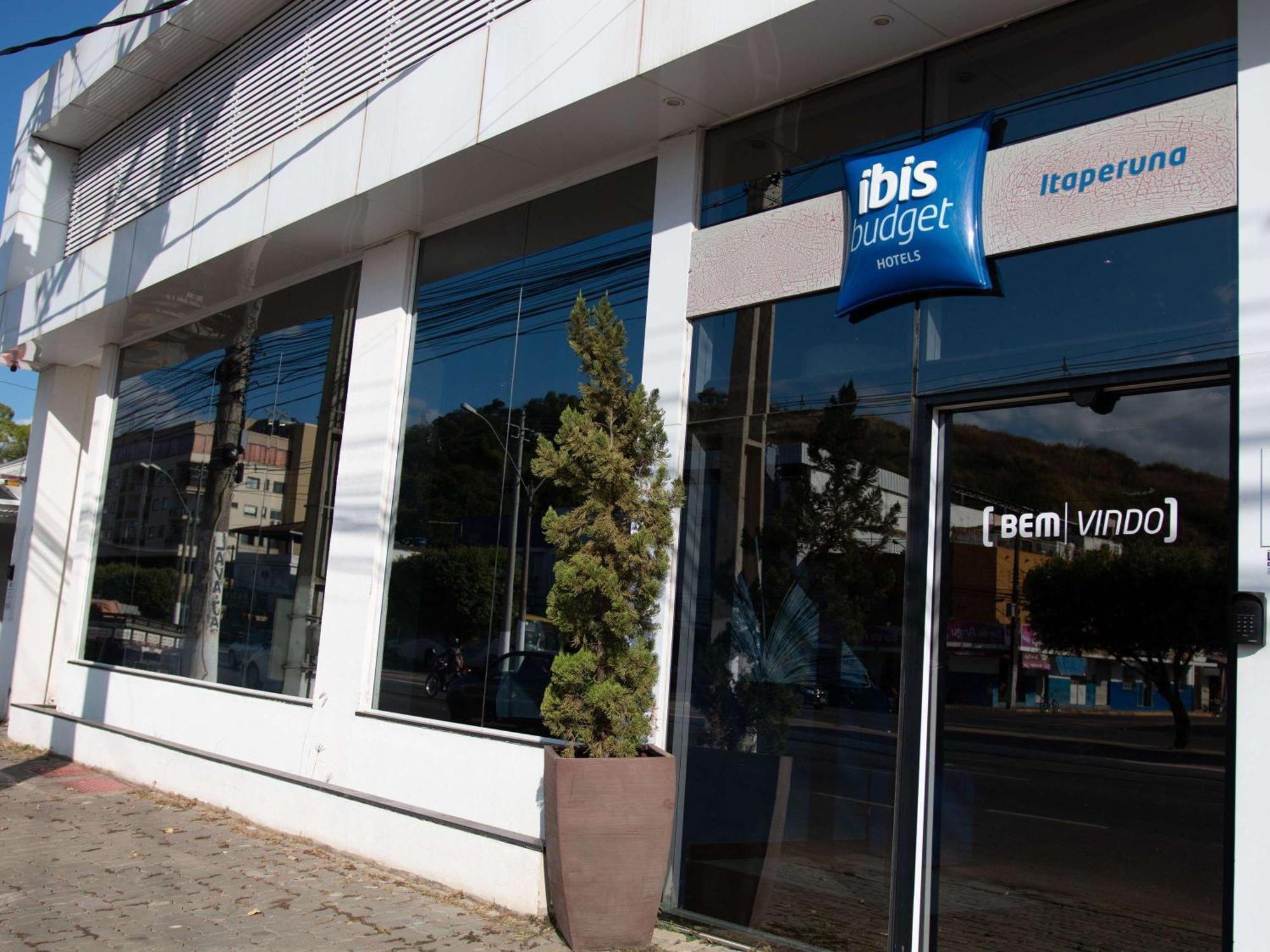 Ibis Budget Itaperuna Zewnętrze zdjęcie